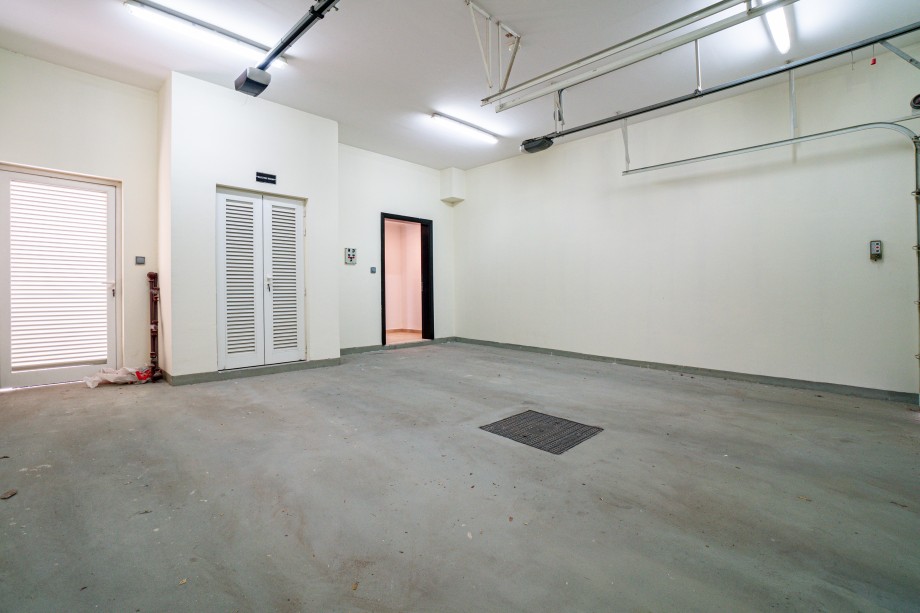 img-gallery