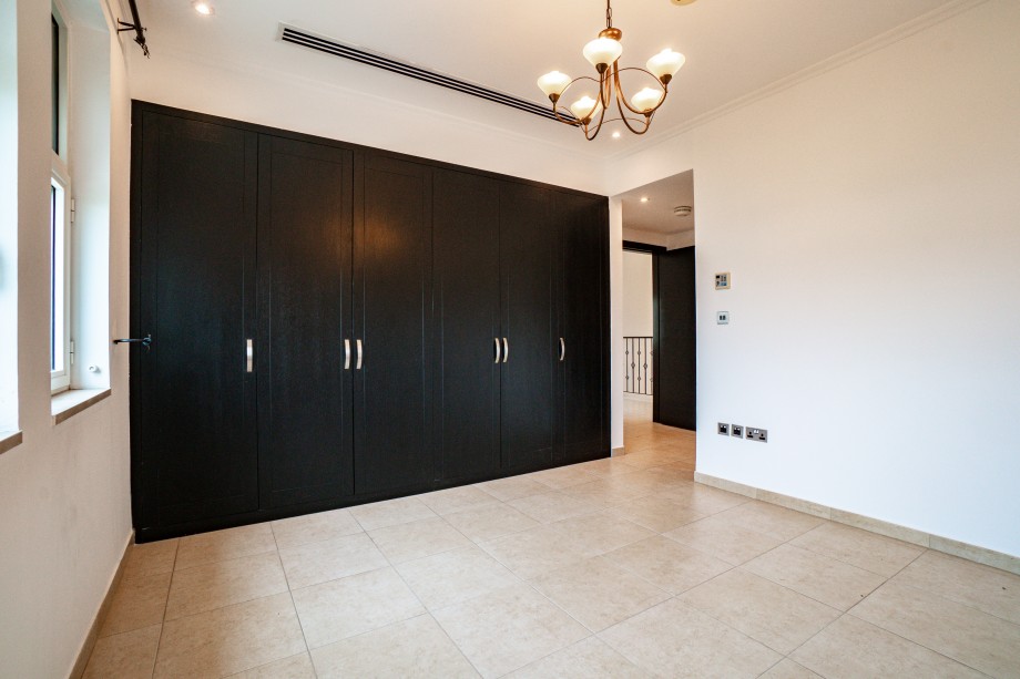 img-gallery