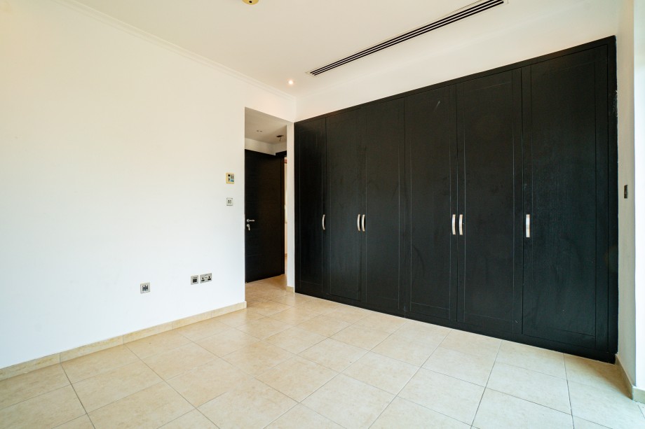 img-gallery