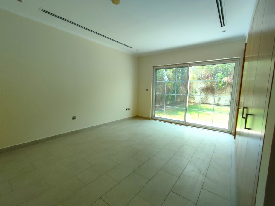 img-gallery