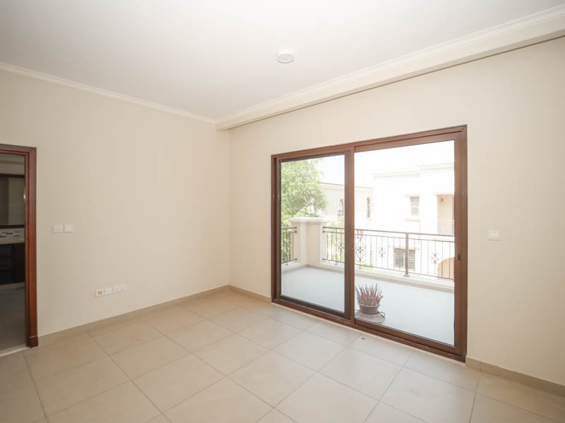 img-gallery