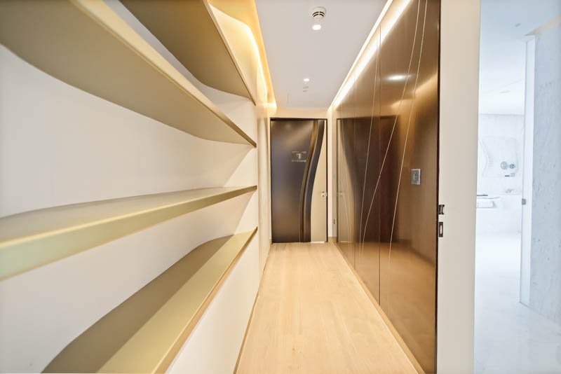 img-gallery