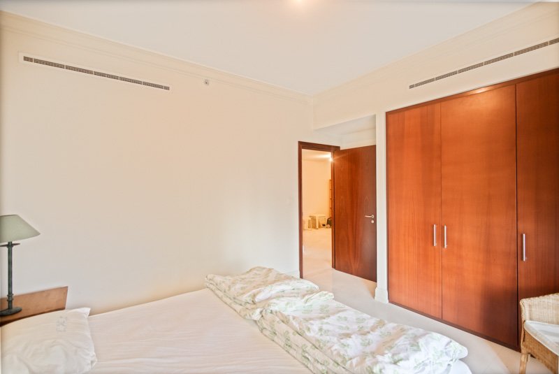 img-gallery