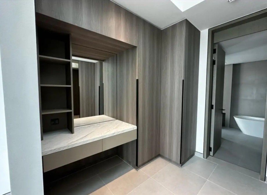 img-gallery