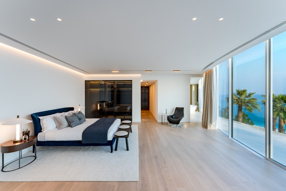 img-gallery