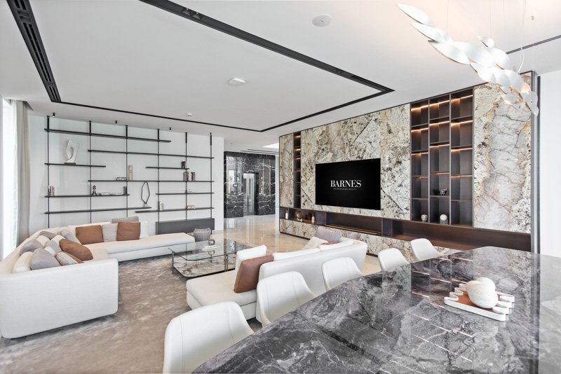 img-gallery