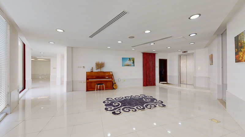 img-gallery