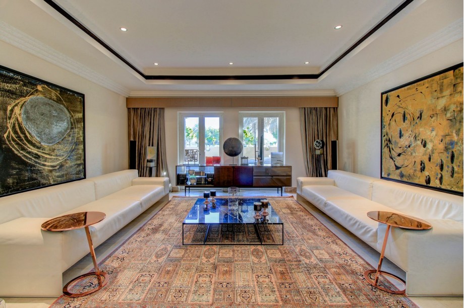 img-gallery
