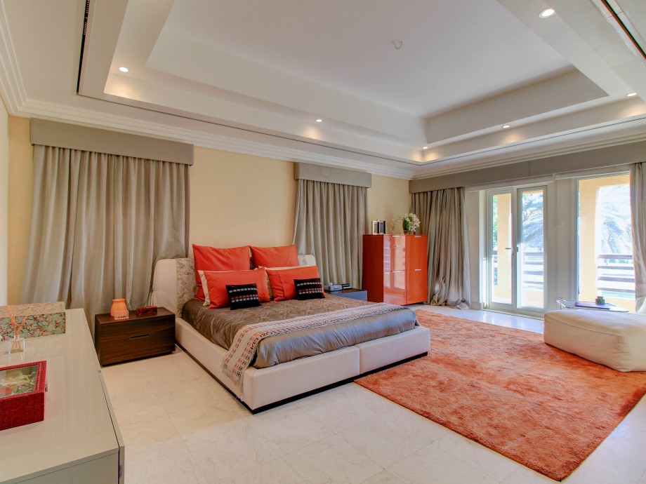 img-gallery
