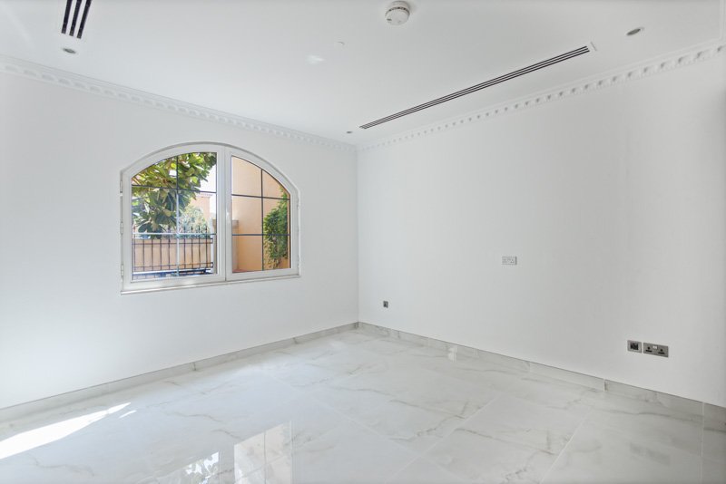 img-gallery