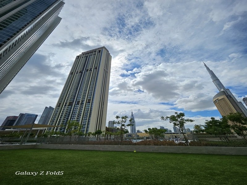 img-gallery
