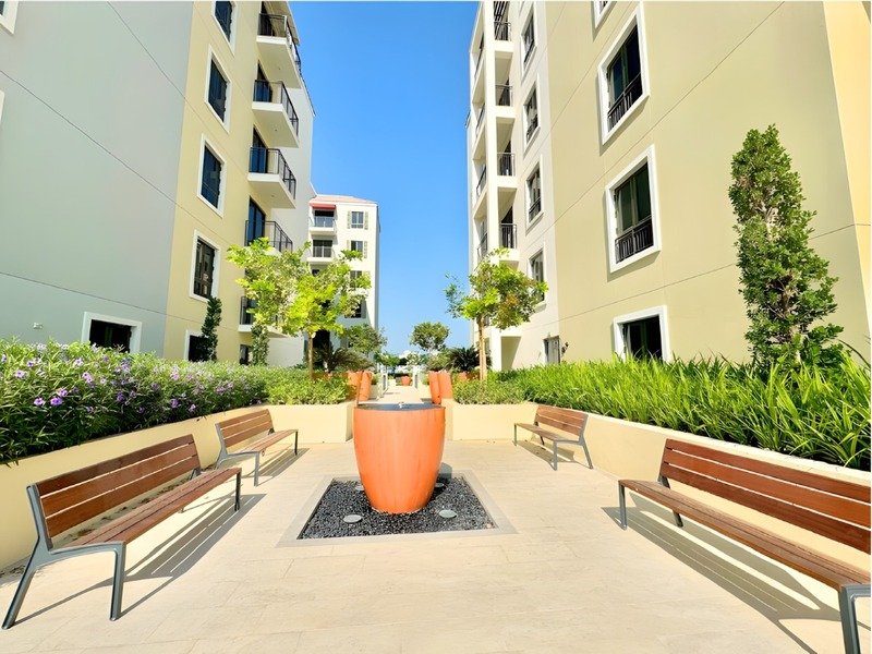 img-gallery