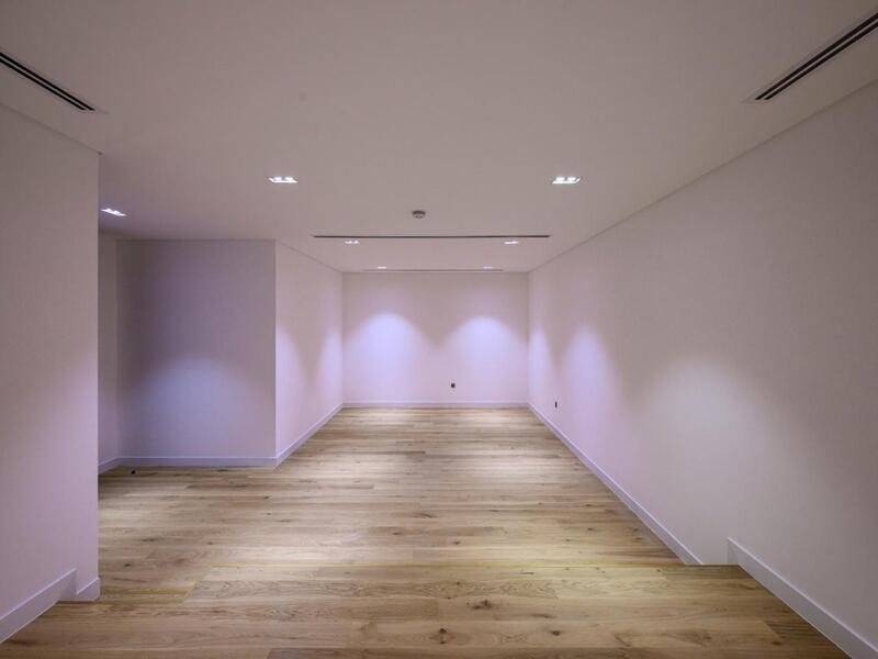 img-gallery