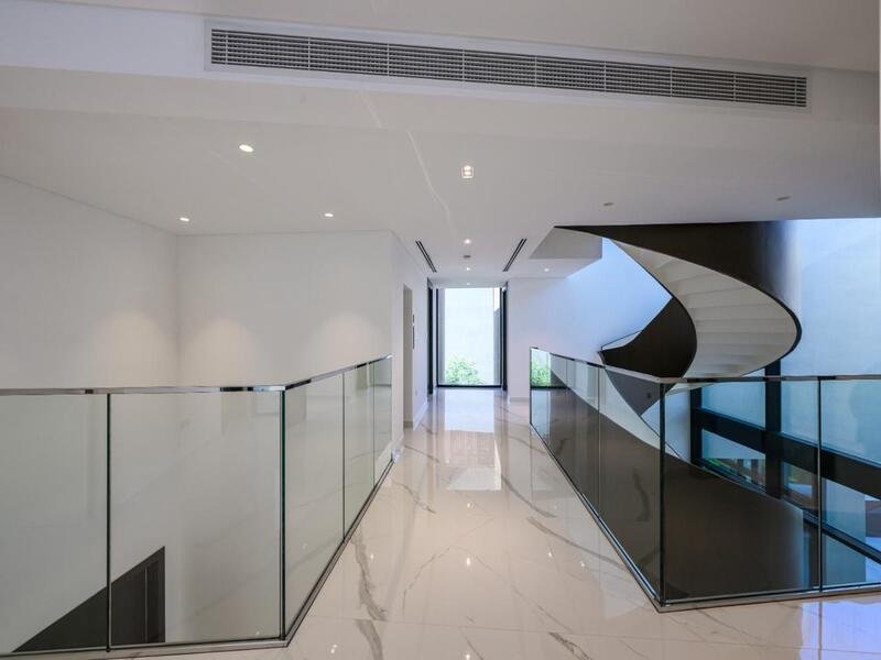 img-gallery
