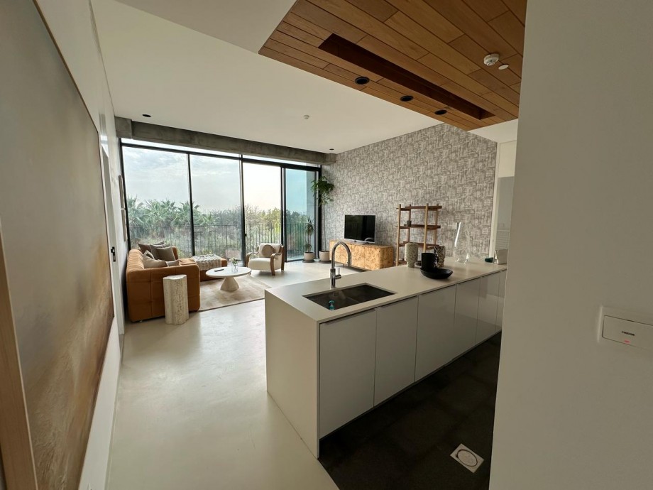 img-gallery