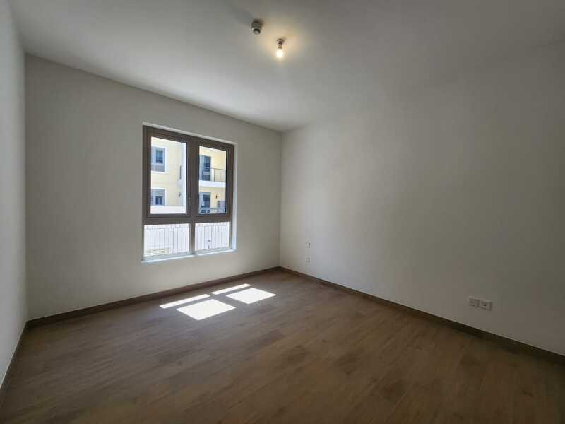 img-gallery
