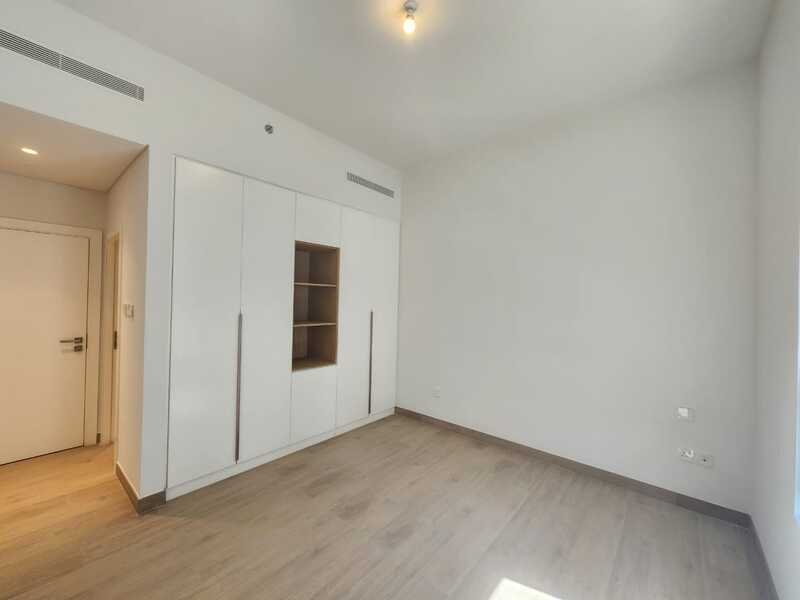 img-gallery
