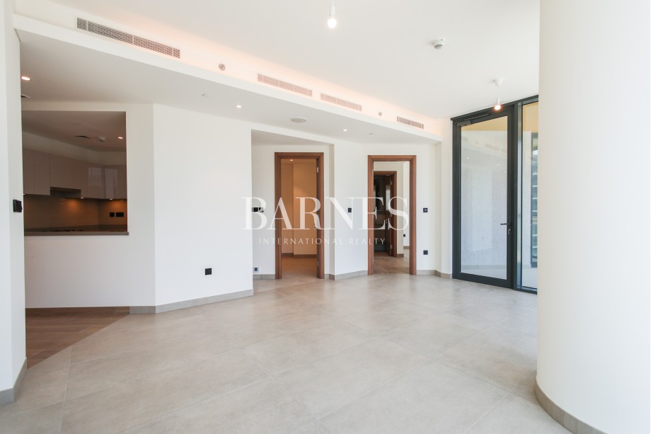 img-gallery