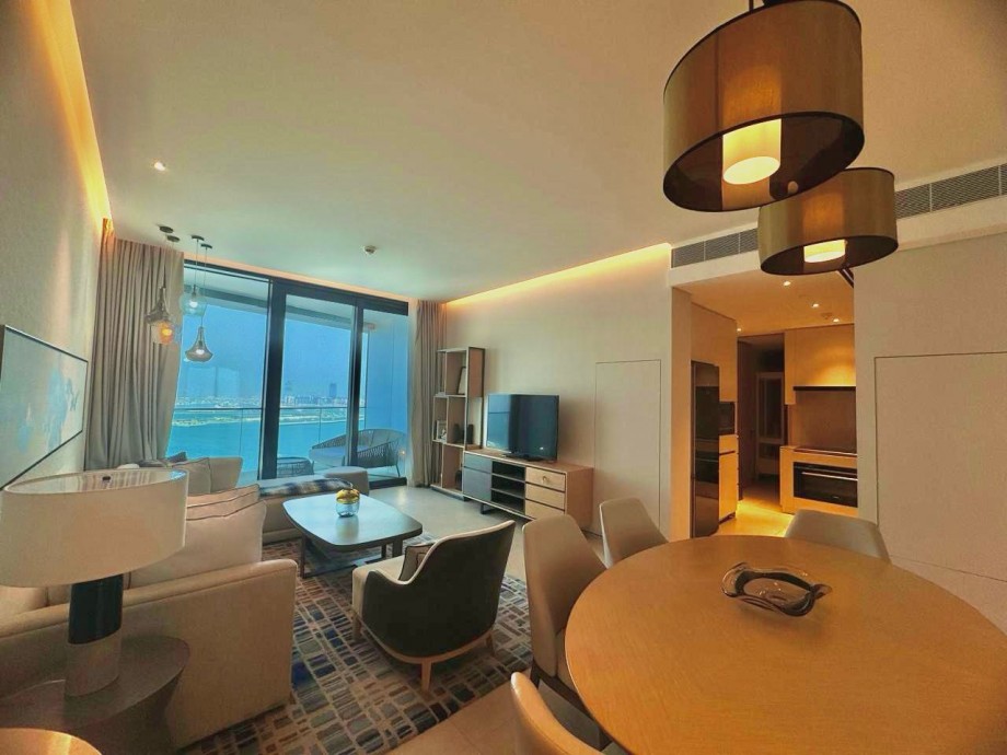 img-gallery