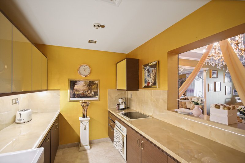 img-gallery