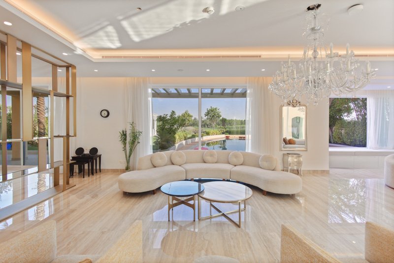 img-gallery