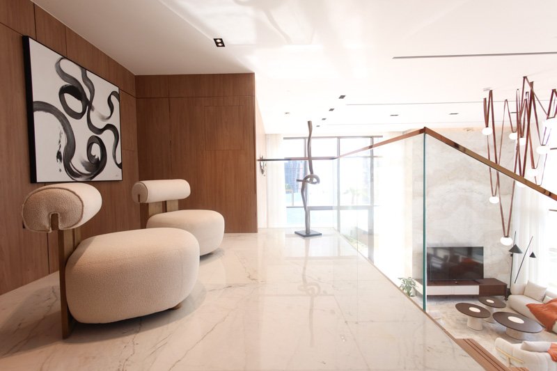 img-gallery