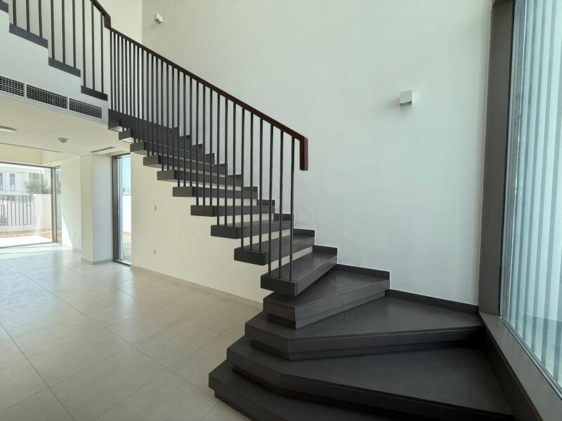 img-gallery