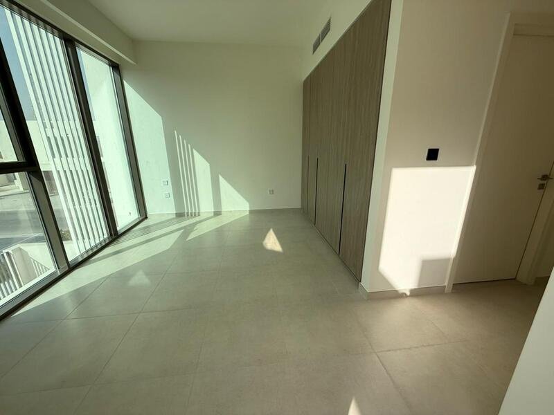 img-gallery