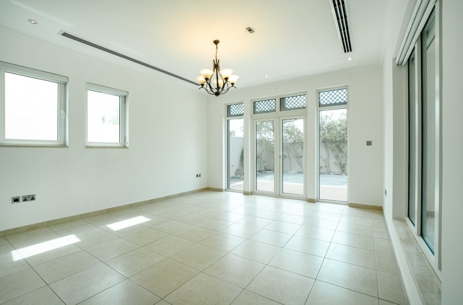 img-gallery