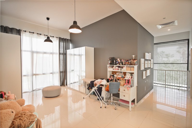 img-gallery