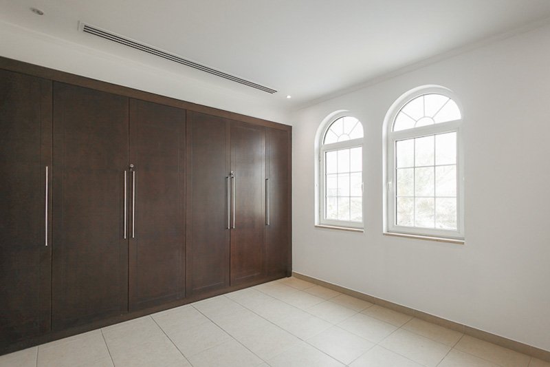 img-gallery