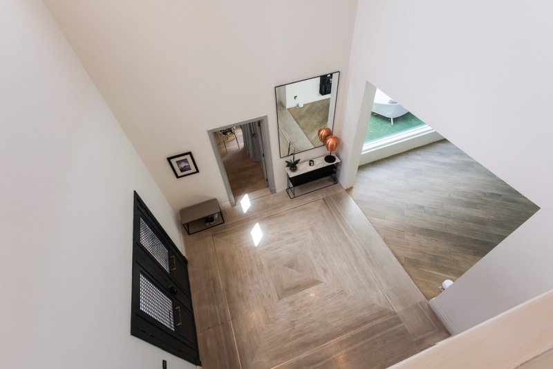 img-gallery
