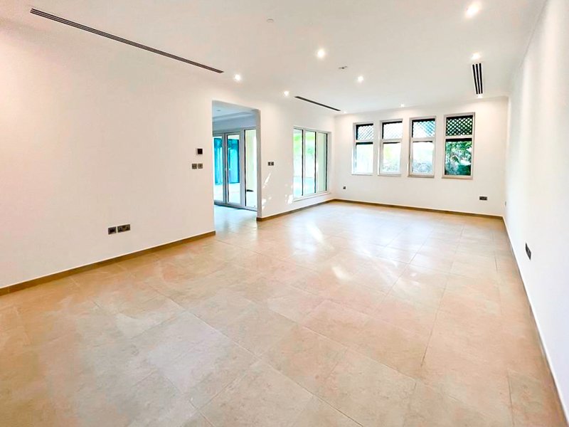 3 Bedroom Villa to rent in Jumeirah Park - picture 4