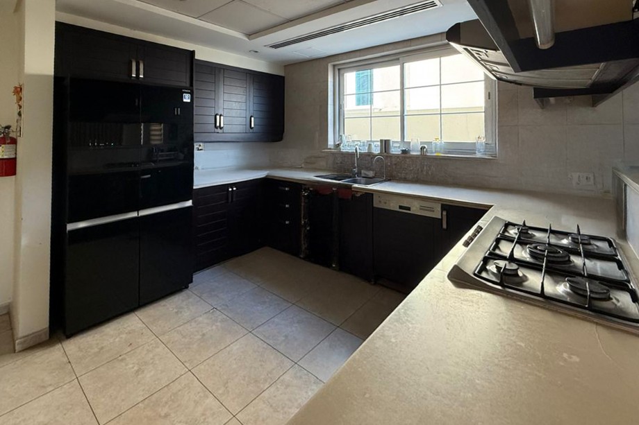 Villa Jumeirah Park - picture 5