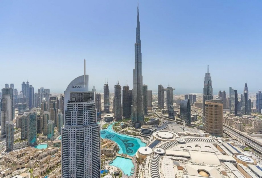 4 Bedroom Penthouse for Sale in Downtown Dubai - picture 1