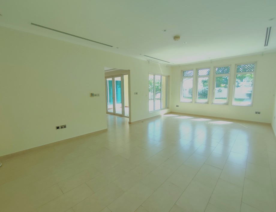 Villa Jumeirah Park - picture 4