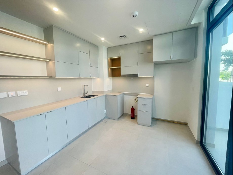 Townhouse Arabian Ranches 3 - picture 3