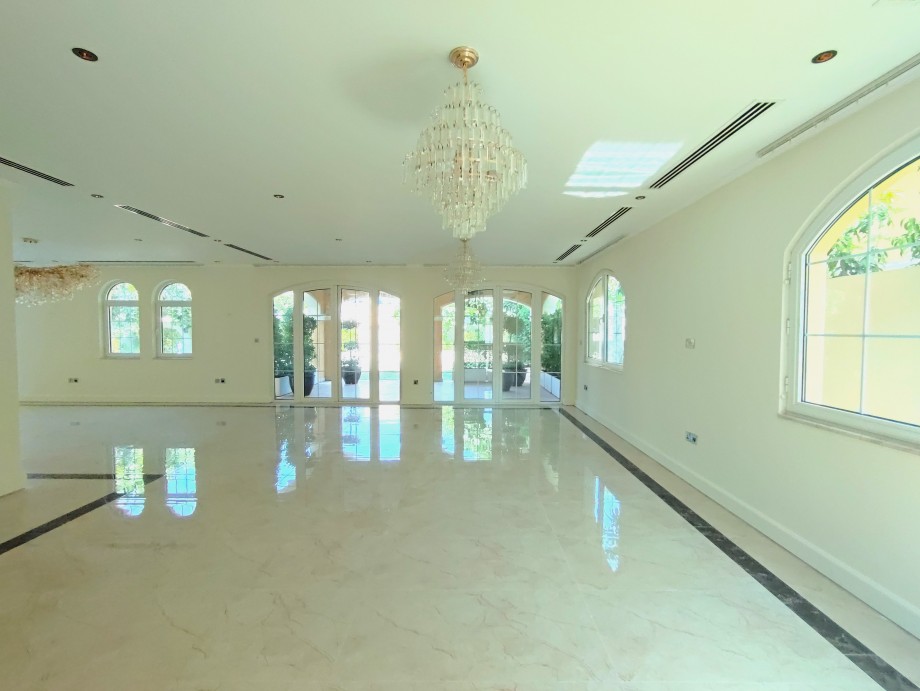 Villa Jumeirah Park - picture 5