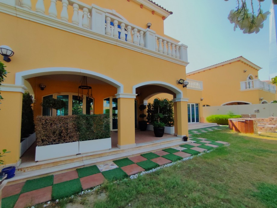 Villa Jumeirah Park - picture 3