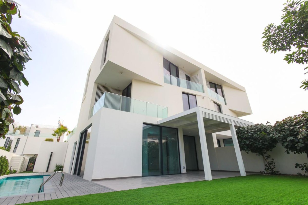 Villa Al Barari - picture 1