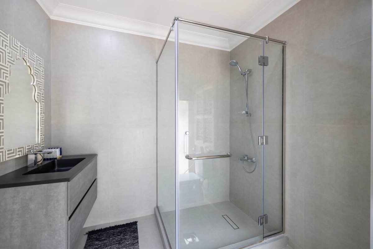 img-gallery