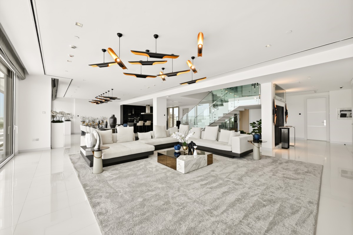 img-gallery