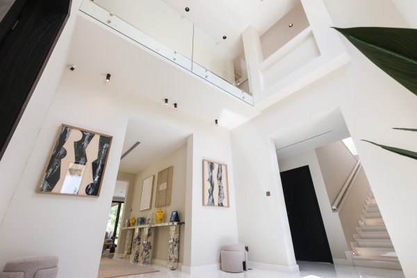 Villa The Lakes - picture 2