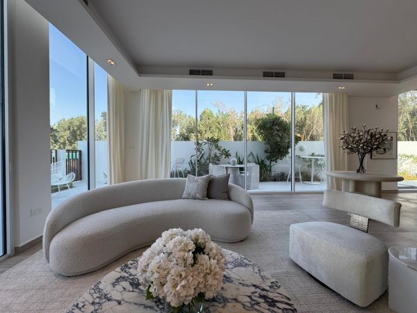 Villa Al Barari - picture 3