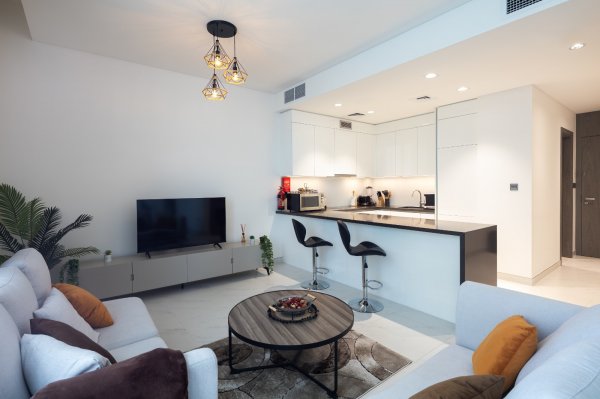 1 Bedroom Apartment to rent... - picture 2