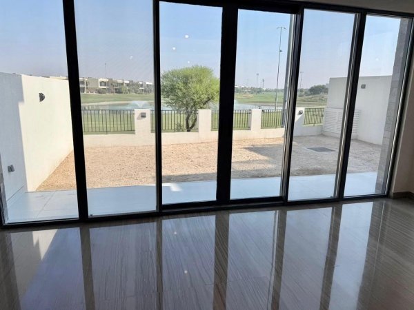 6 Bedroom Villa for Sale in - picture 4