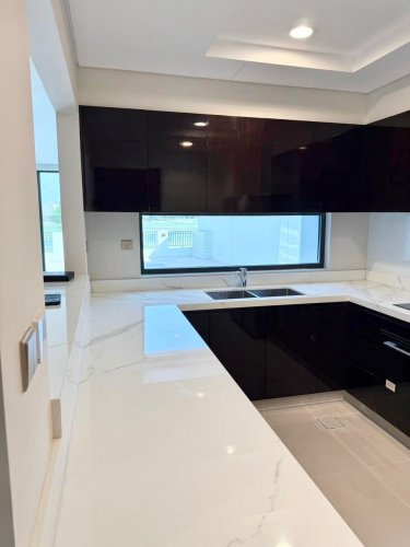 6 Bedroom Villa for Sale in - picture 3