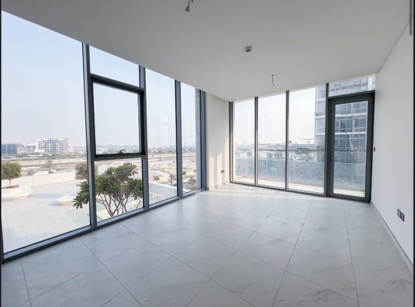 1 Bedroom Apartment for Sale... - picture 2