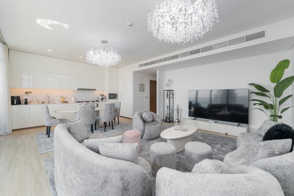 3 Bedroom Apartment for Sale... - picture 4