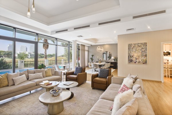 5 Bedroom Villa for Sale in - picture 2